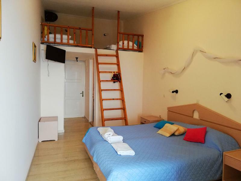 Karina Hotel Benitses  Esterno foto